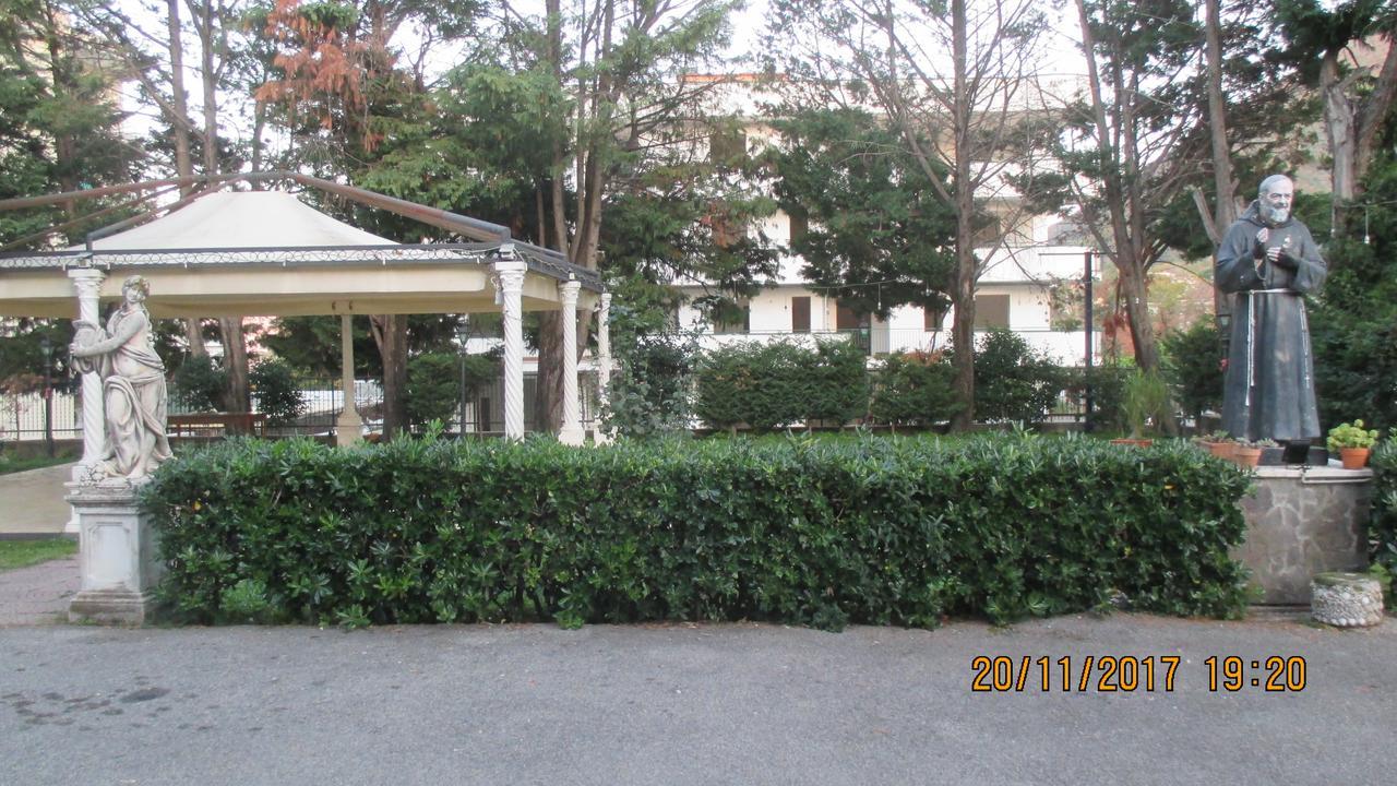 Hotel Degli Amici Sant'Egidio del Monte Albino Exterior photo